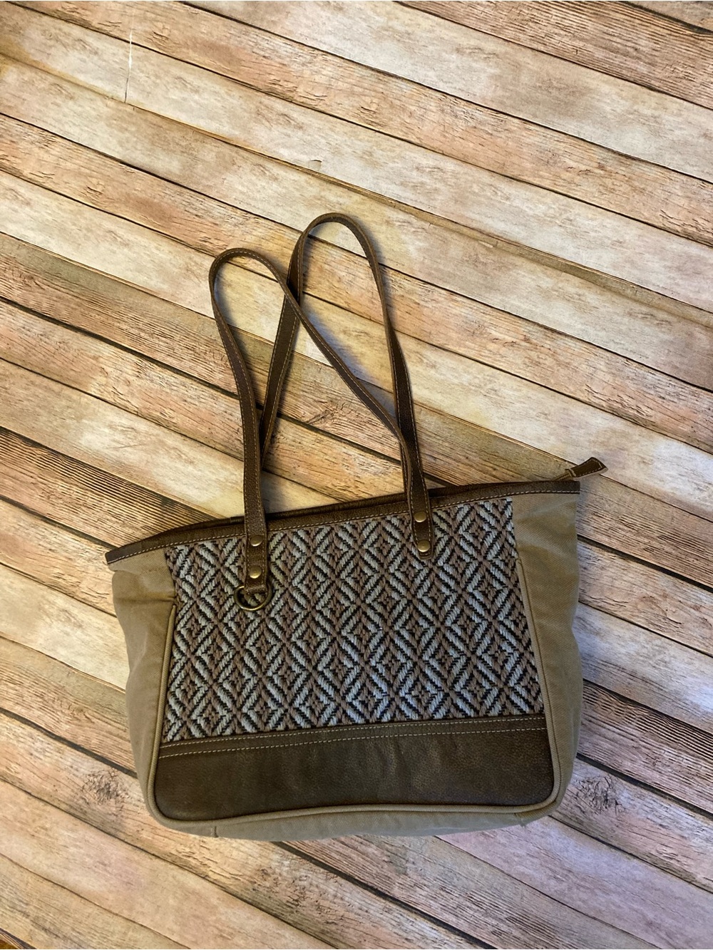 Myra Woven Front Tote Carpet Bag 12”X9.5”X5” Brown Tan Spots